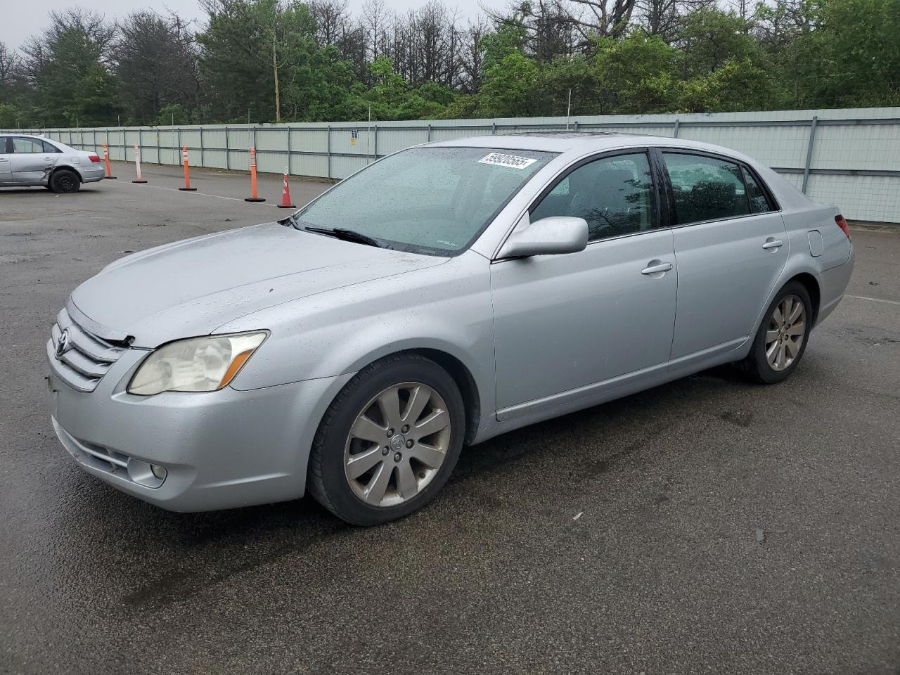 TOYOTA AVALON XL 2006