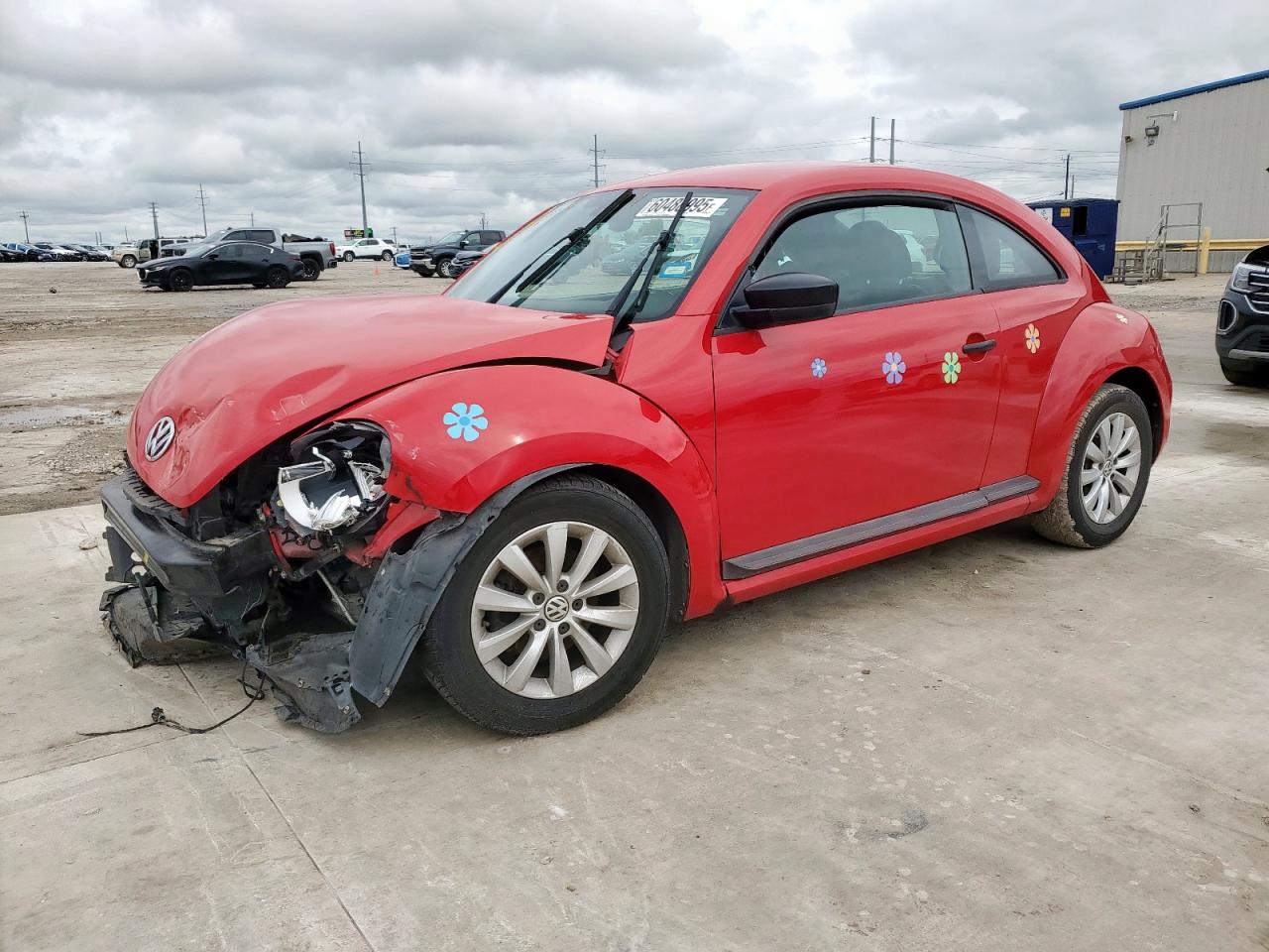 VOLKSWAGEN BEETLE 2013