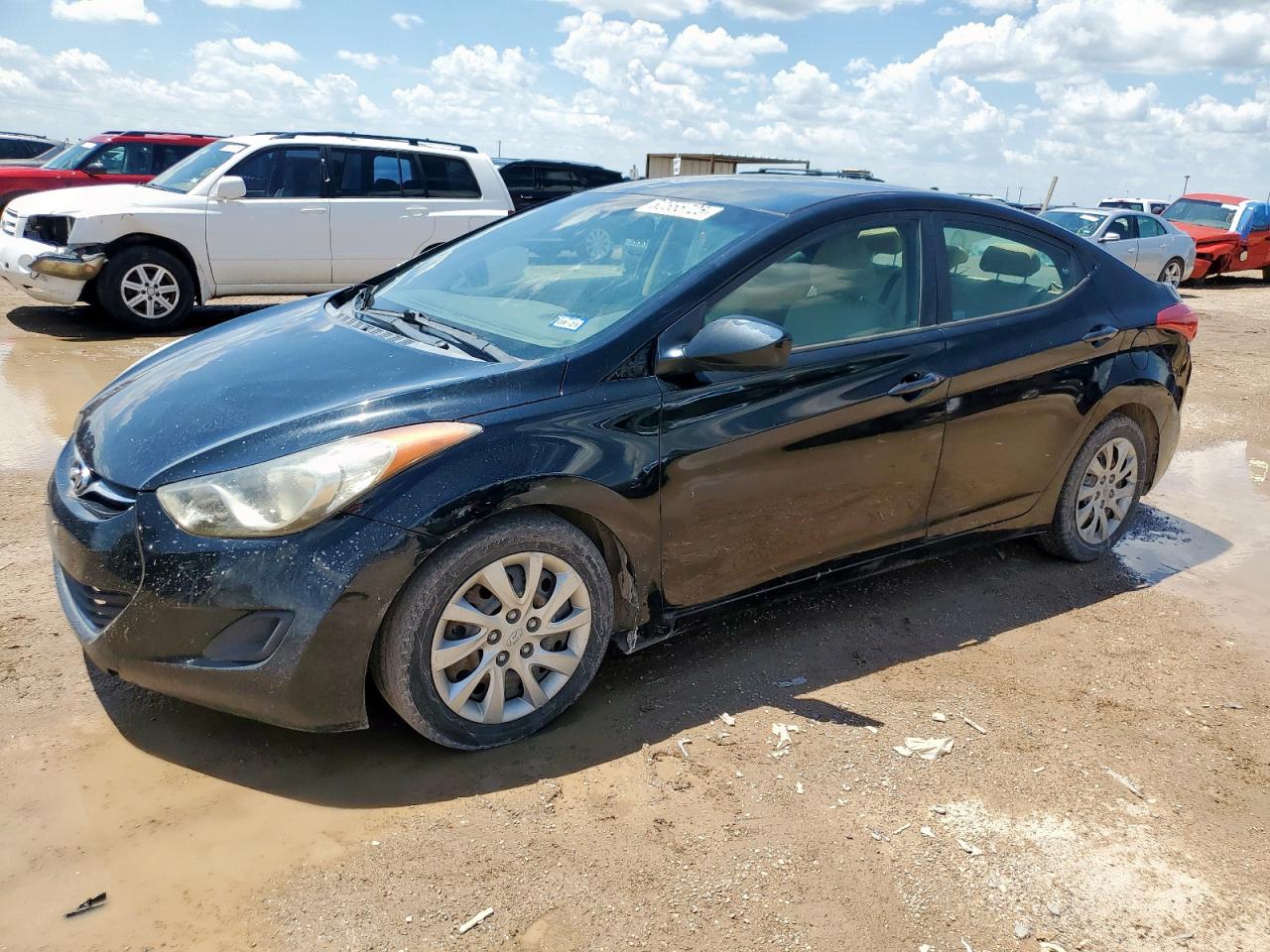HYUNDAI ELANTRA GL 2013