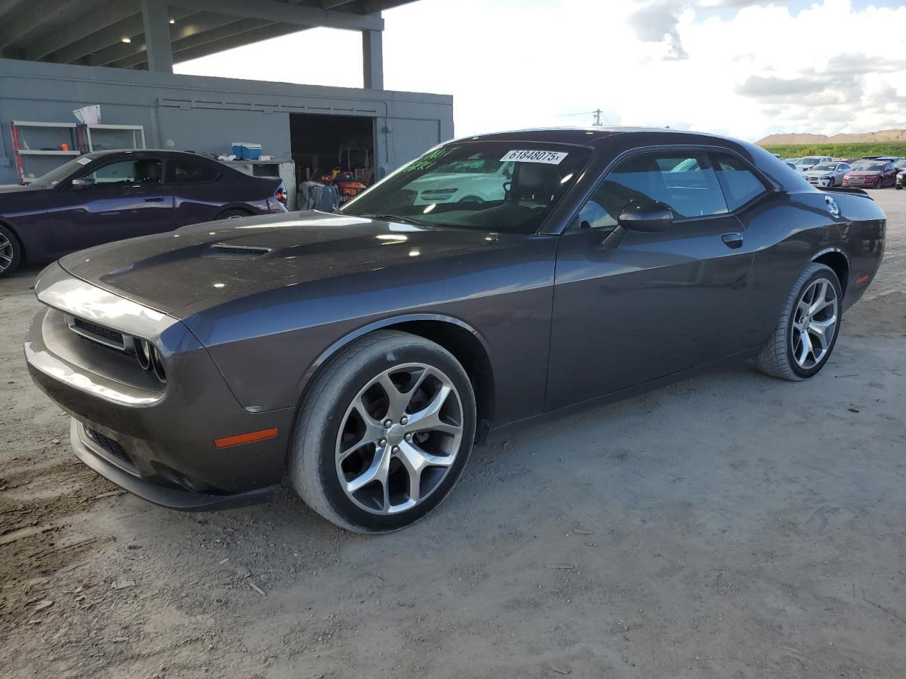 DODGE CHALLENGER 2016