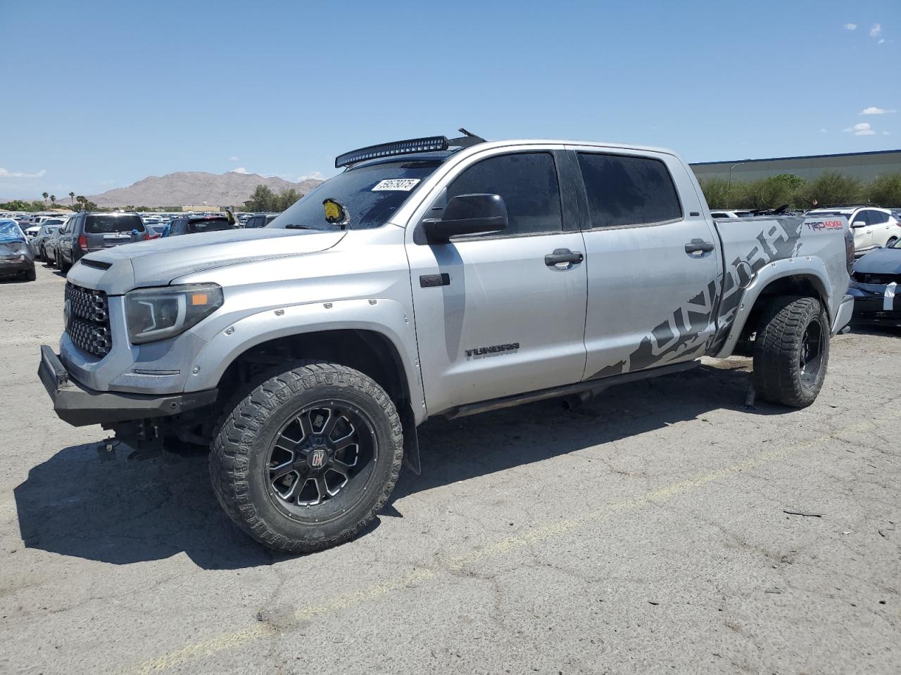 TOYOTA TUNDRA CRE 2017