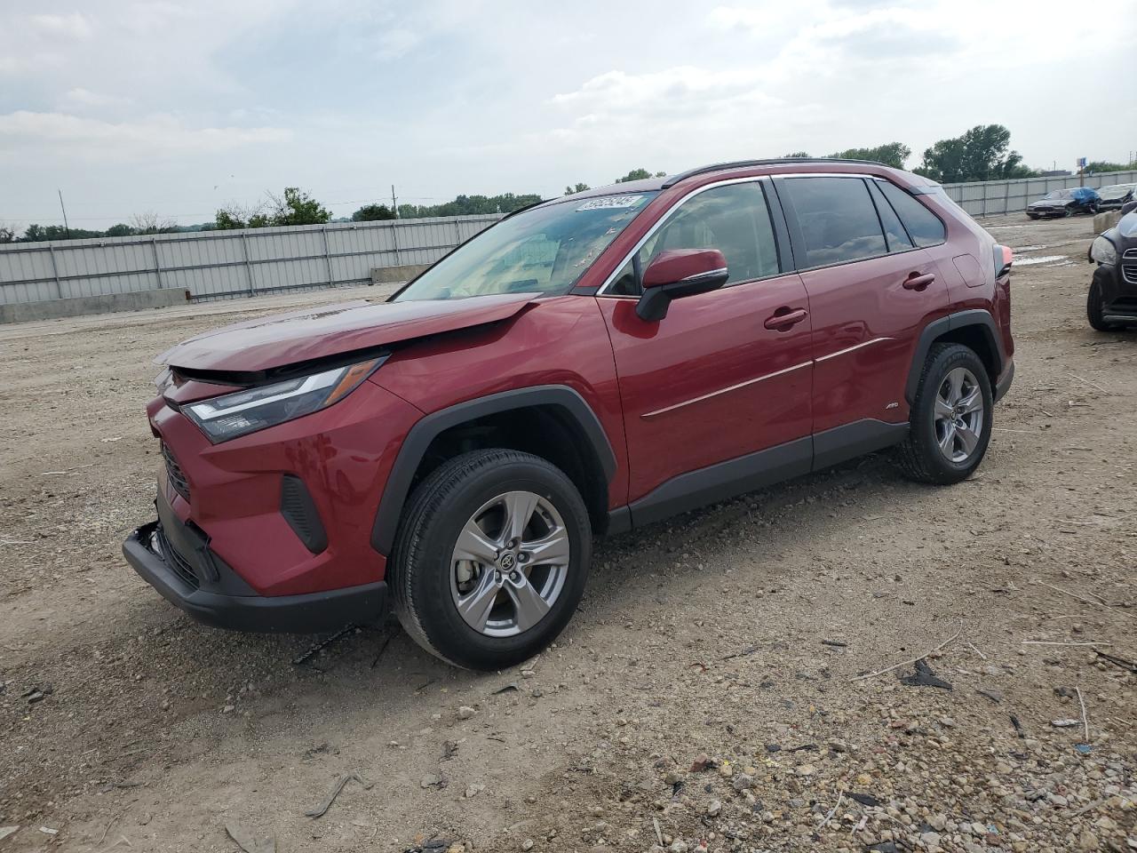 TOYOTA RAV4 XLE 2022