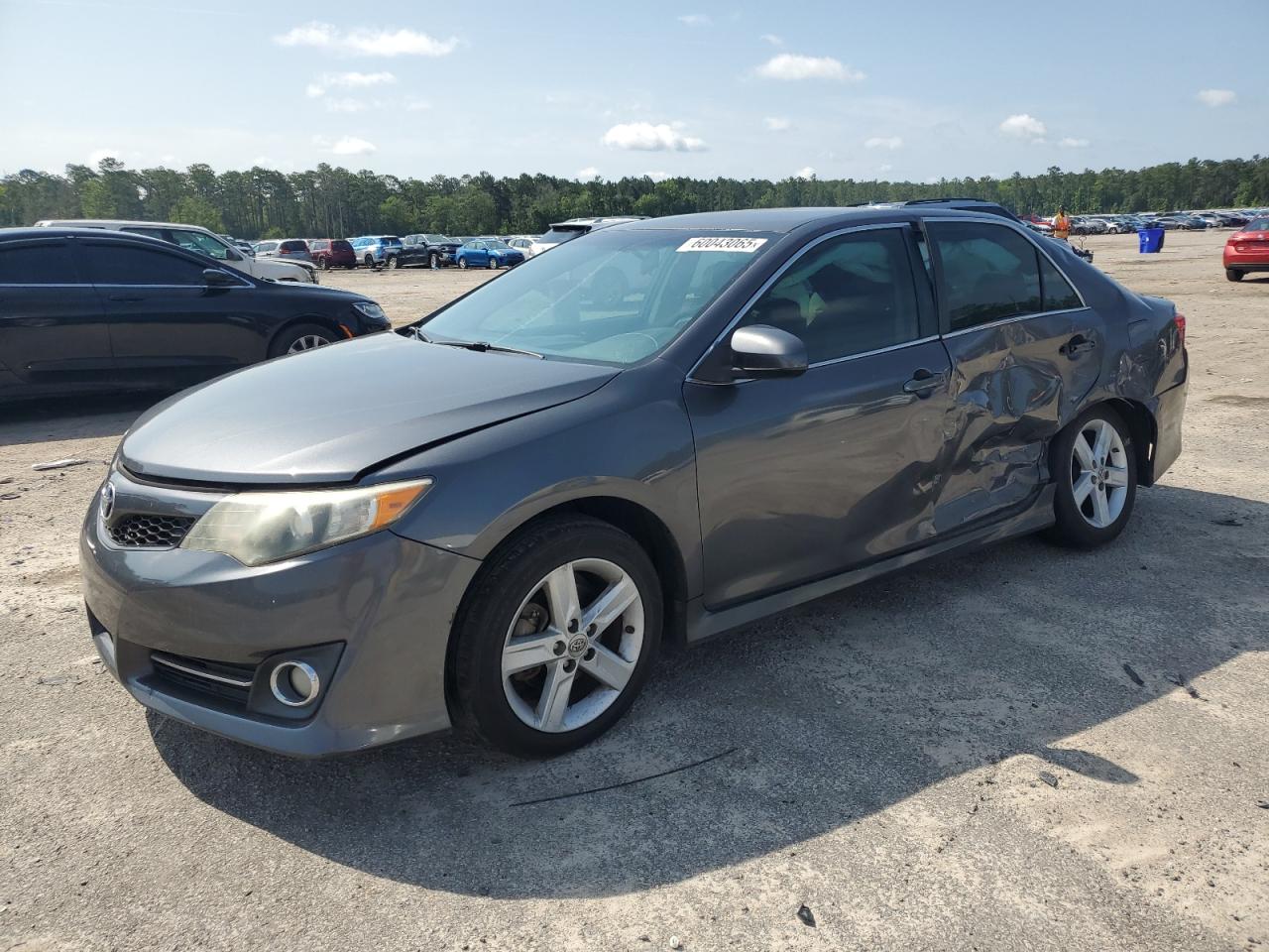 TOYOTA CAMRY BASE 2012