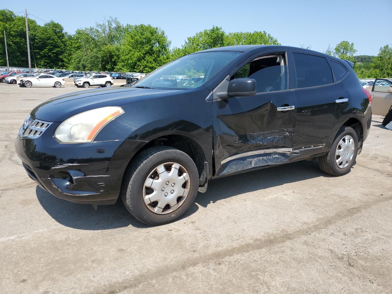 NISSAN ROGUE S 2011