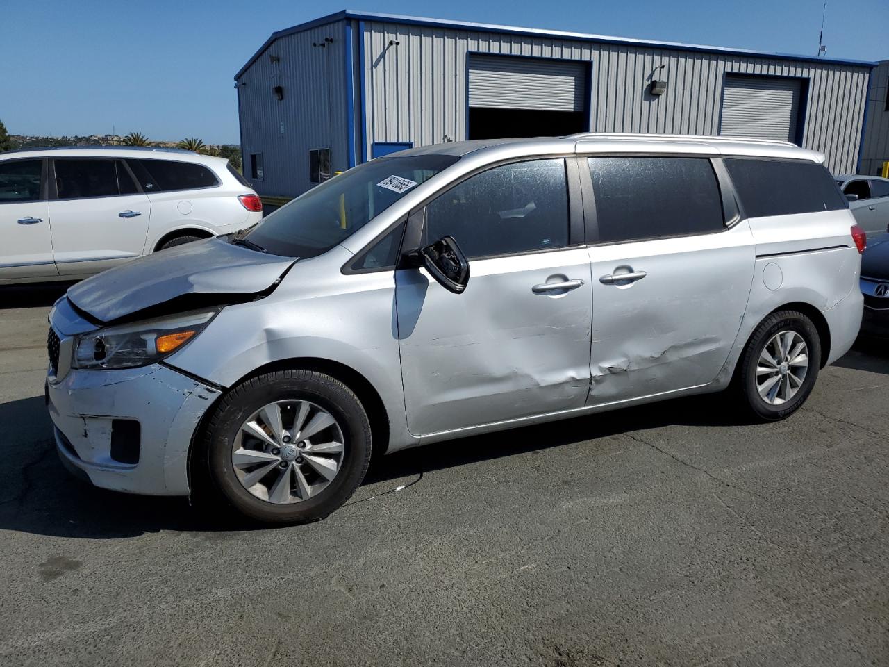 KIA SEDONA LX 2016