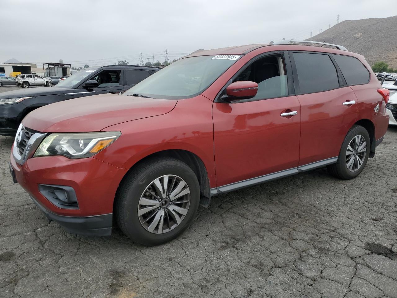 NISSAN PATHFINDER 2017