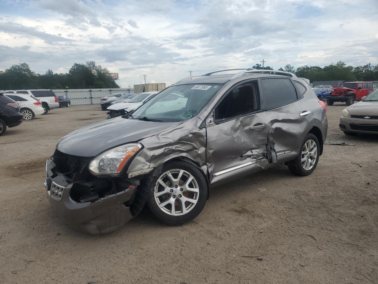 NISSAN ROGUE S 2013