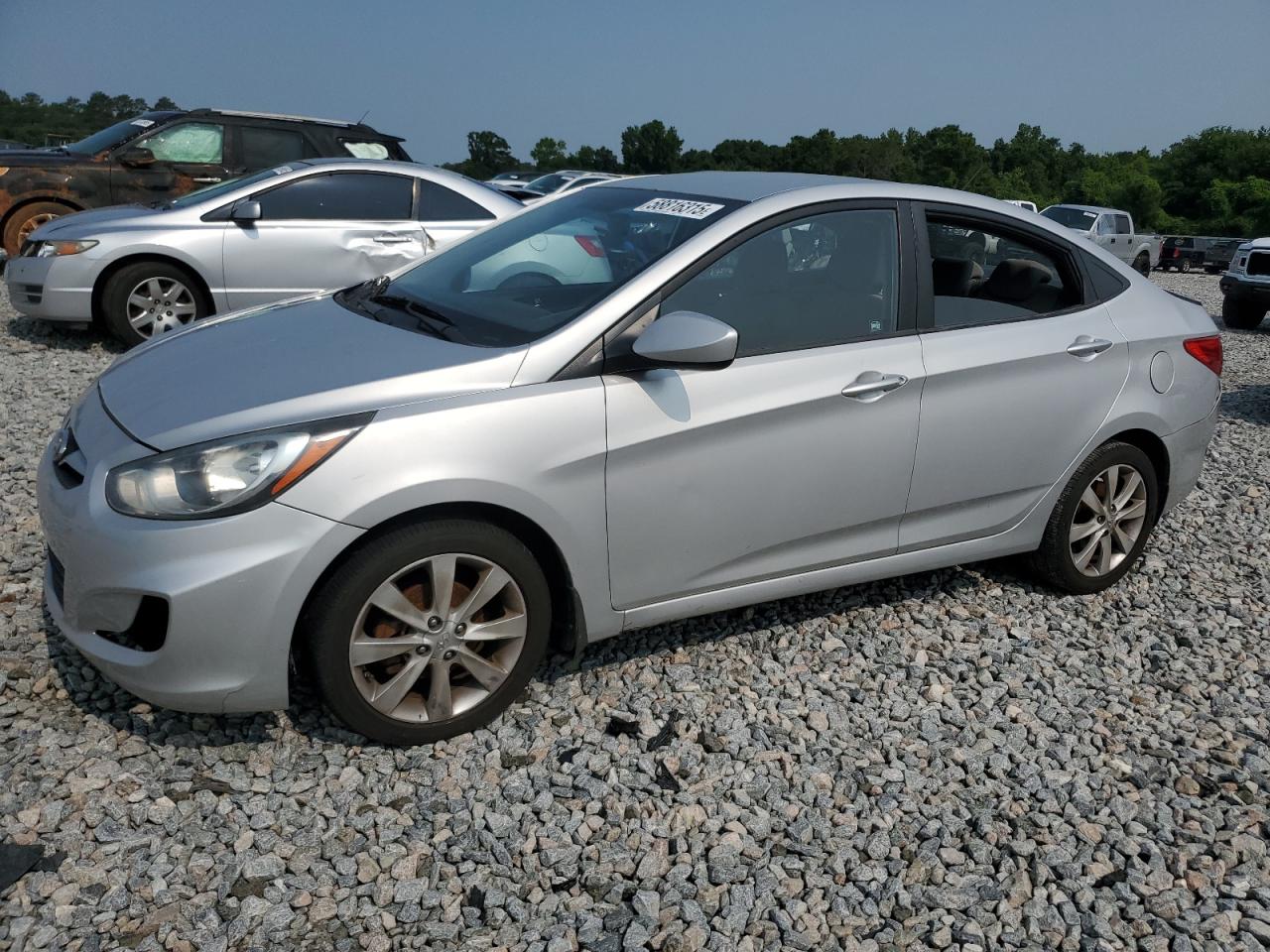 HYUNDAI ACCENT 2012