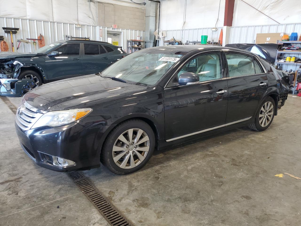 TOYOTA AVALON BAS 2011
