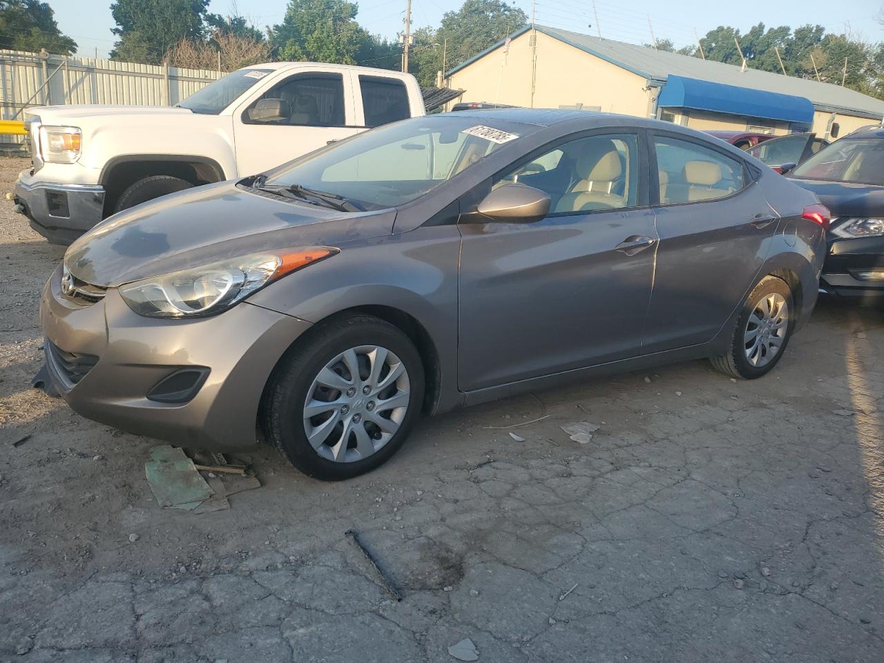HYUNDAI ELANTRA GL 2011