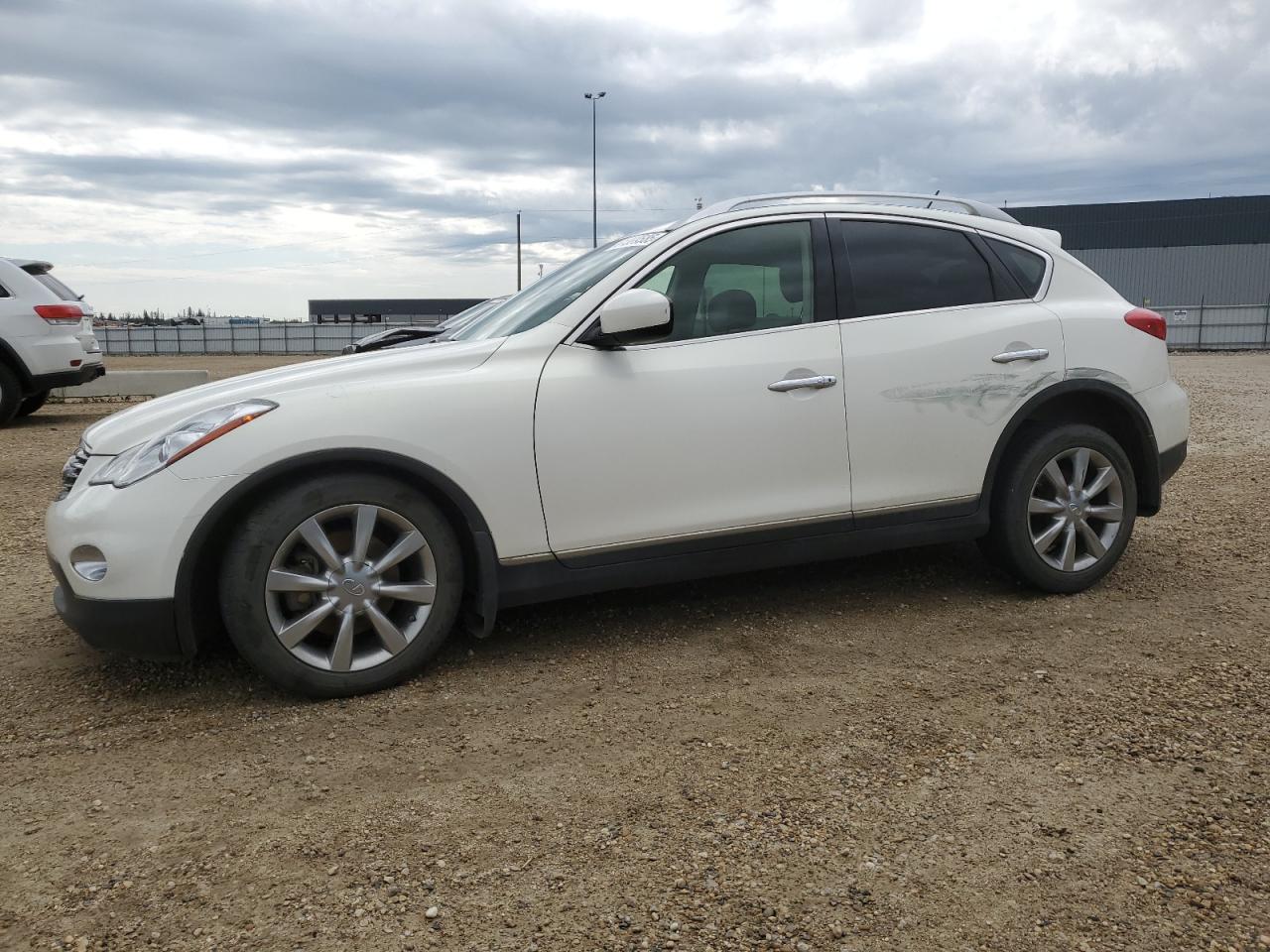 INFINITI QX50 2015