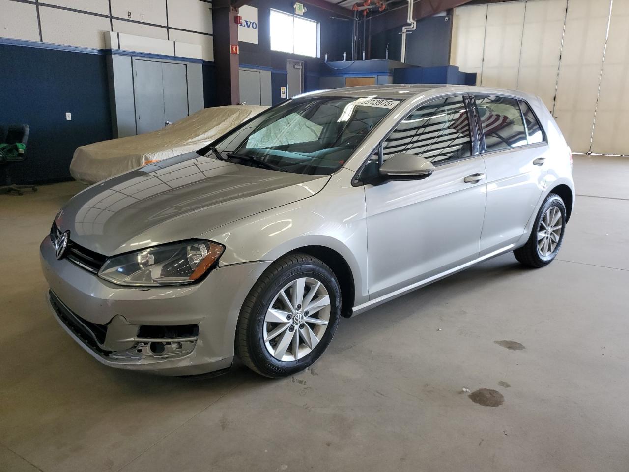 VOLKSWAGEN GOLF 2015