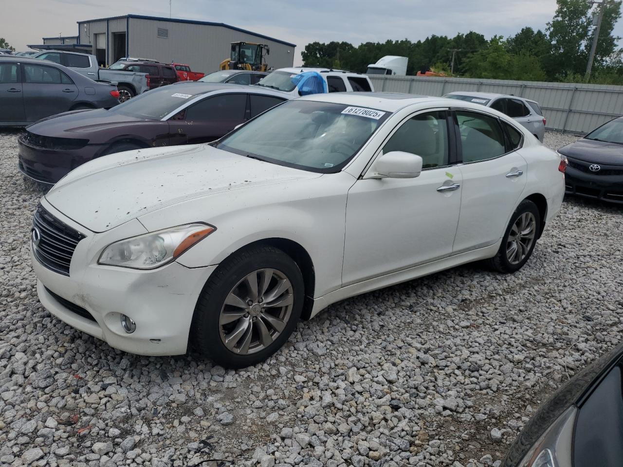 INFINITI M37 X 2013