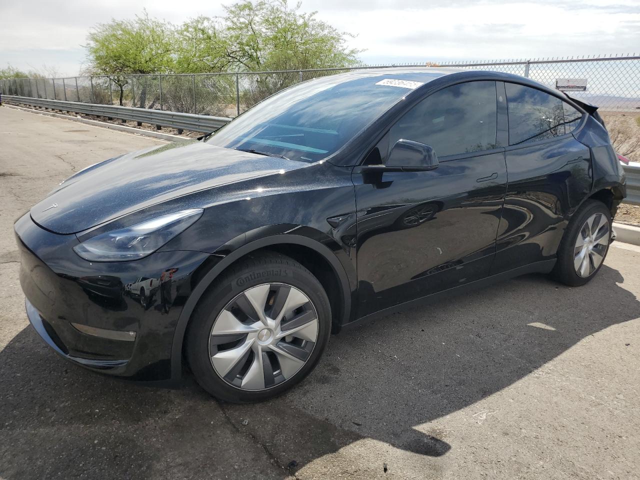TESLA MODEL Y 2024