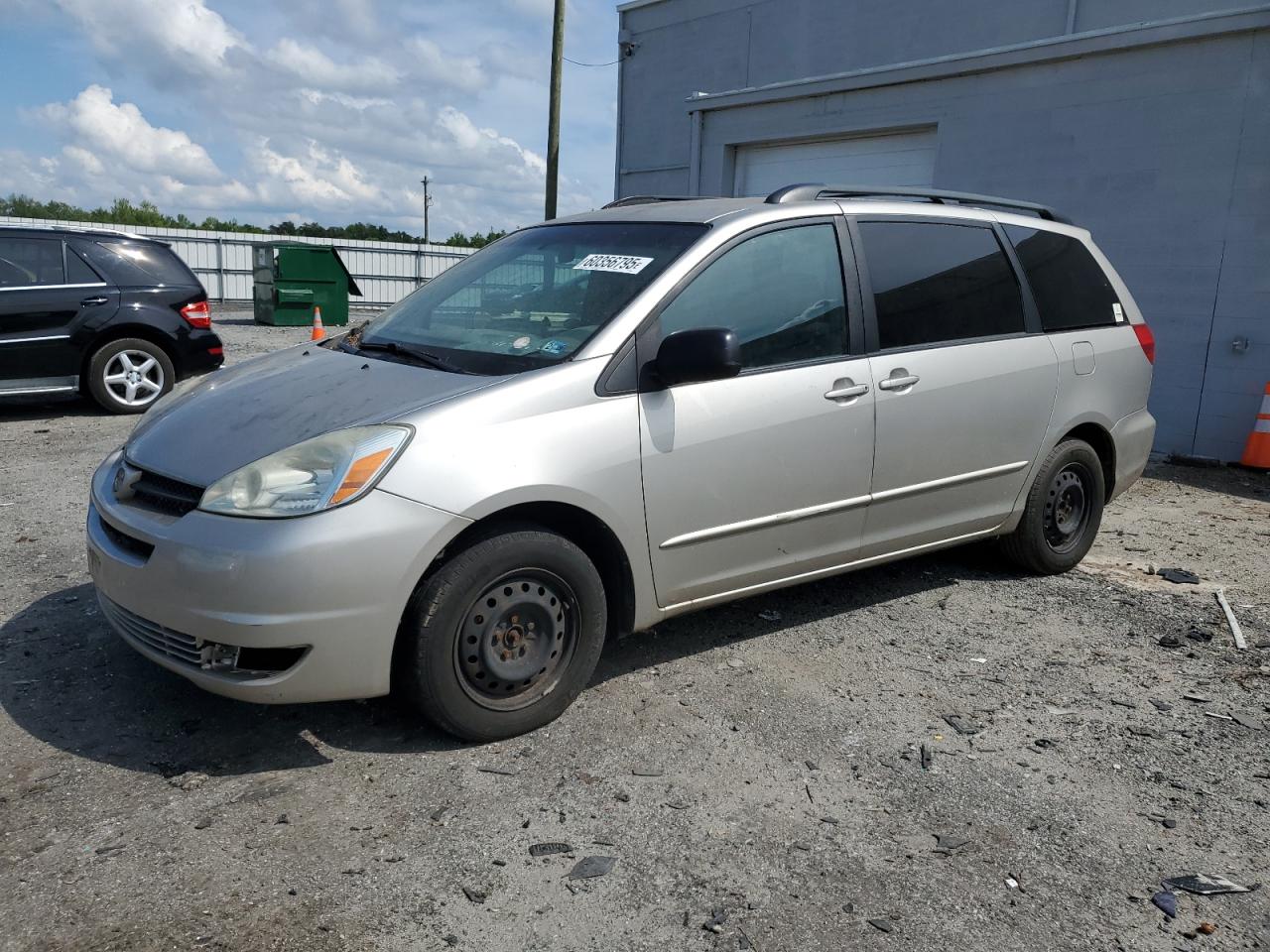 TOYOTA SIENNA CE 2004