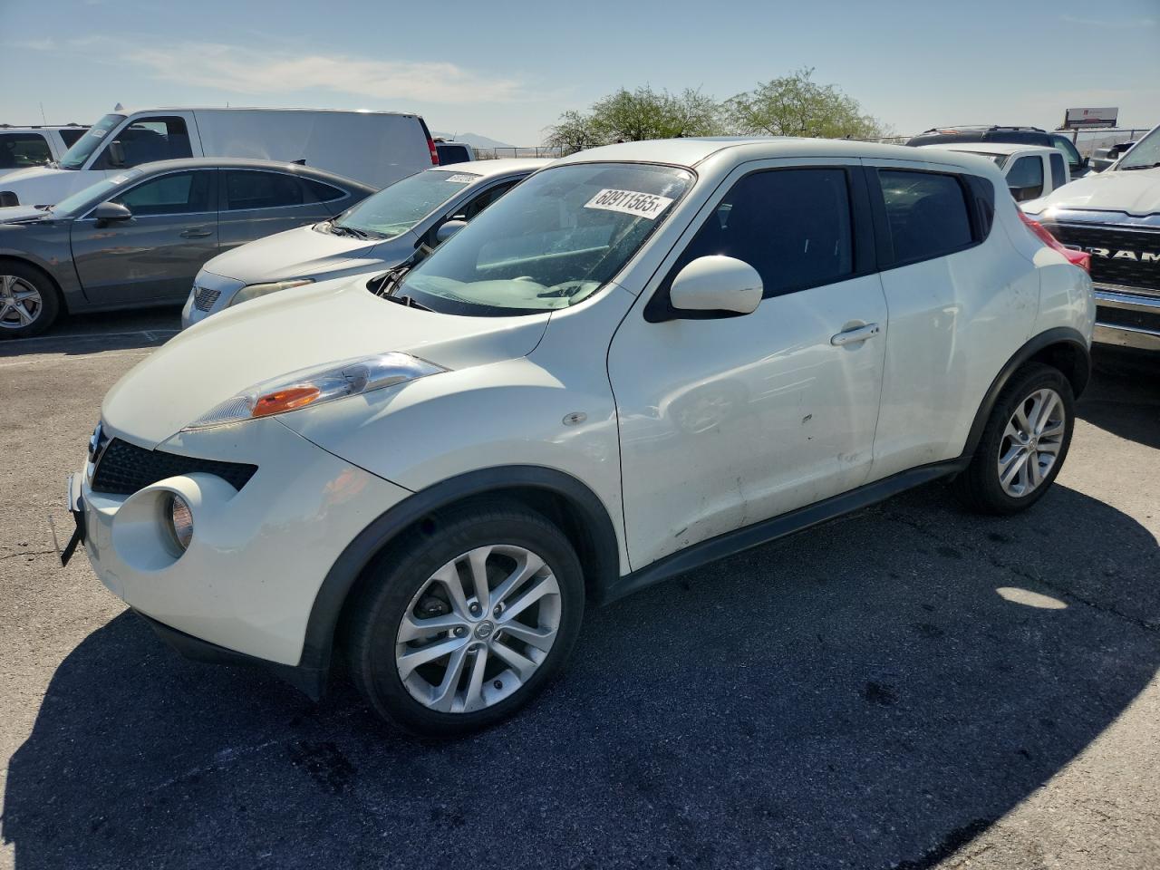 NISSAN JUKE S 2011