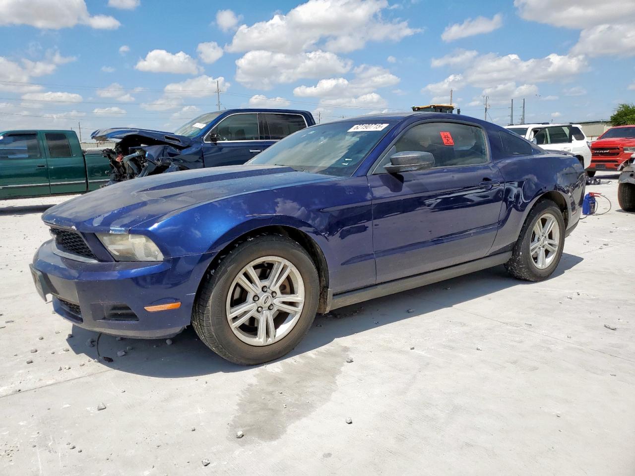 FORD MUSTANG 2012