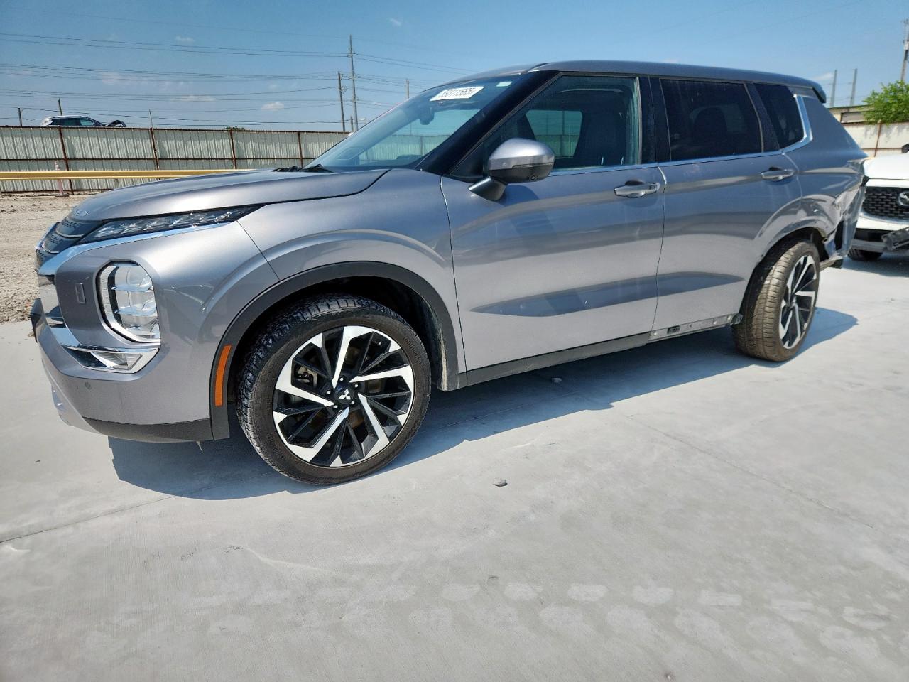 MITSUBISHI OUTLANDER 2022