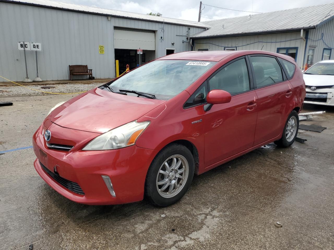 TOYOTA PRIUS V 2012