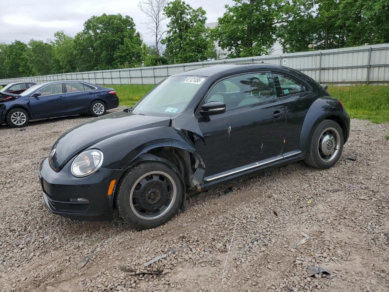 VOLKSWAGEN BEETLE 1.8 2015