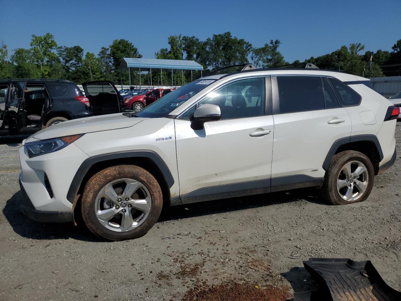 TOYOTA RAV4 XLE P 2021