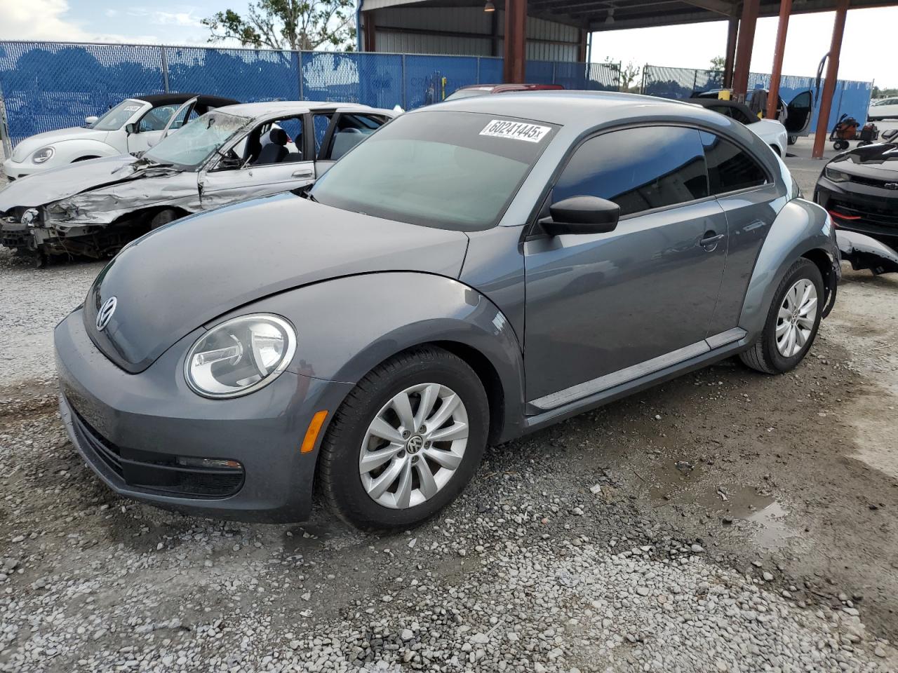VOLKSWAGEN BEETLE 2014