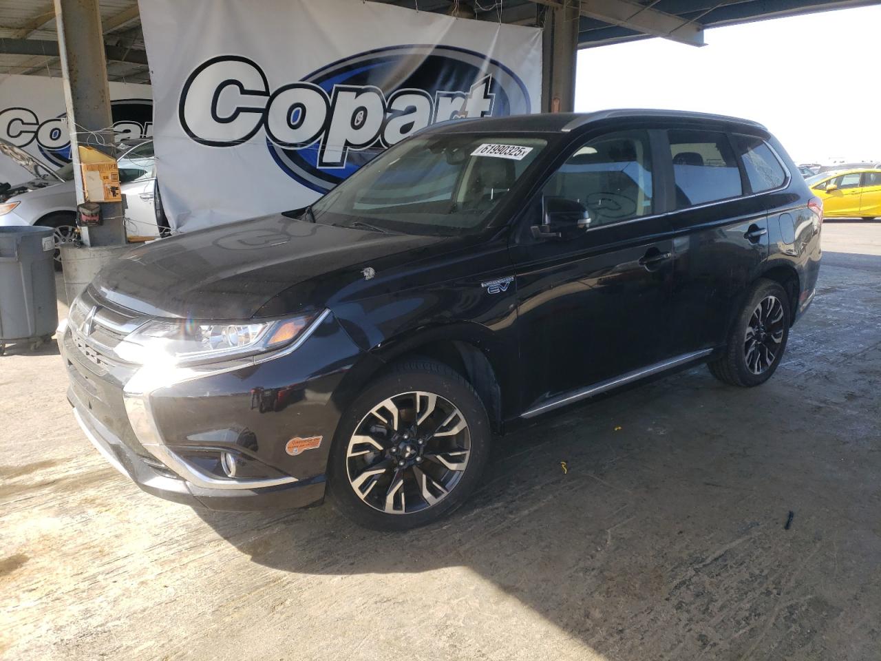 MITSUBISHI OUTLANDER 2018