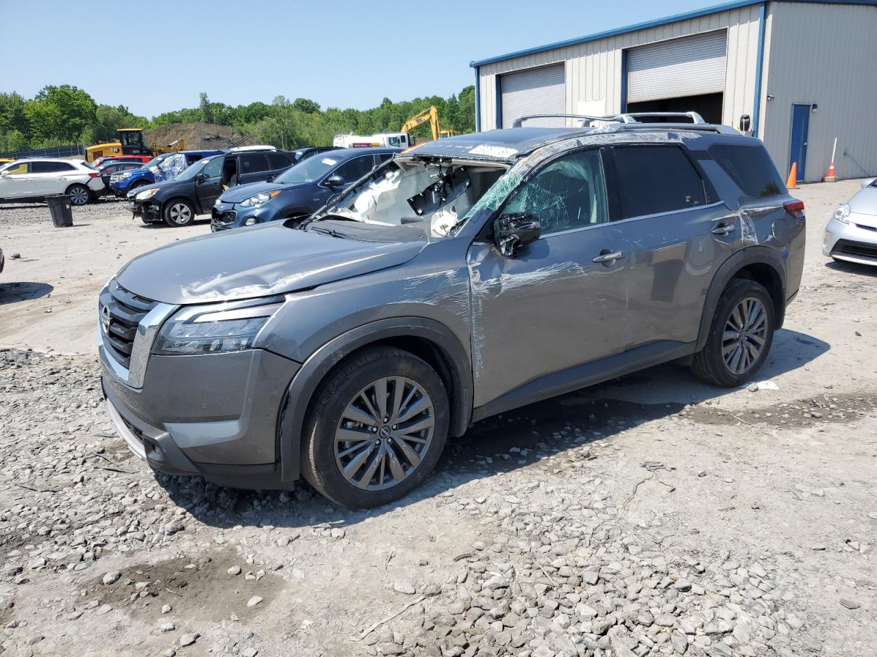 NISSAN PATHFINDER 2025