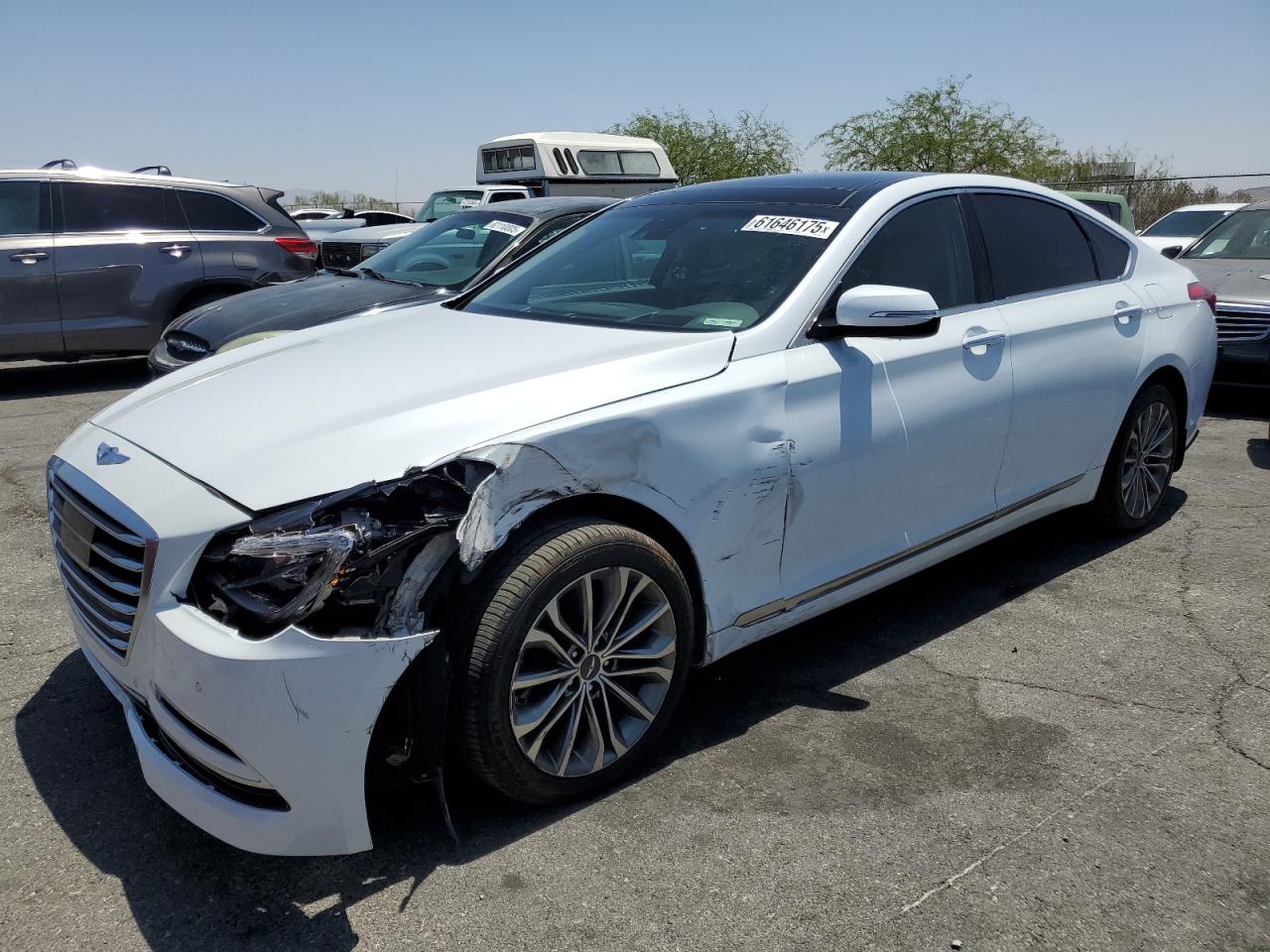 HYUNDAI GENESIS 3. 2015