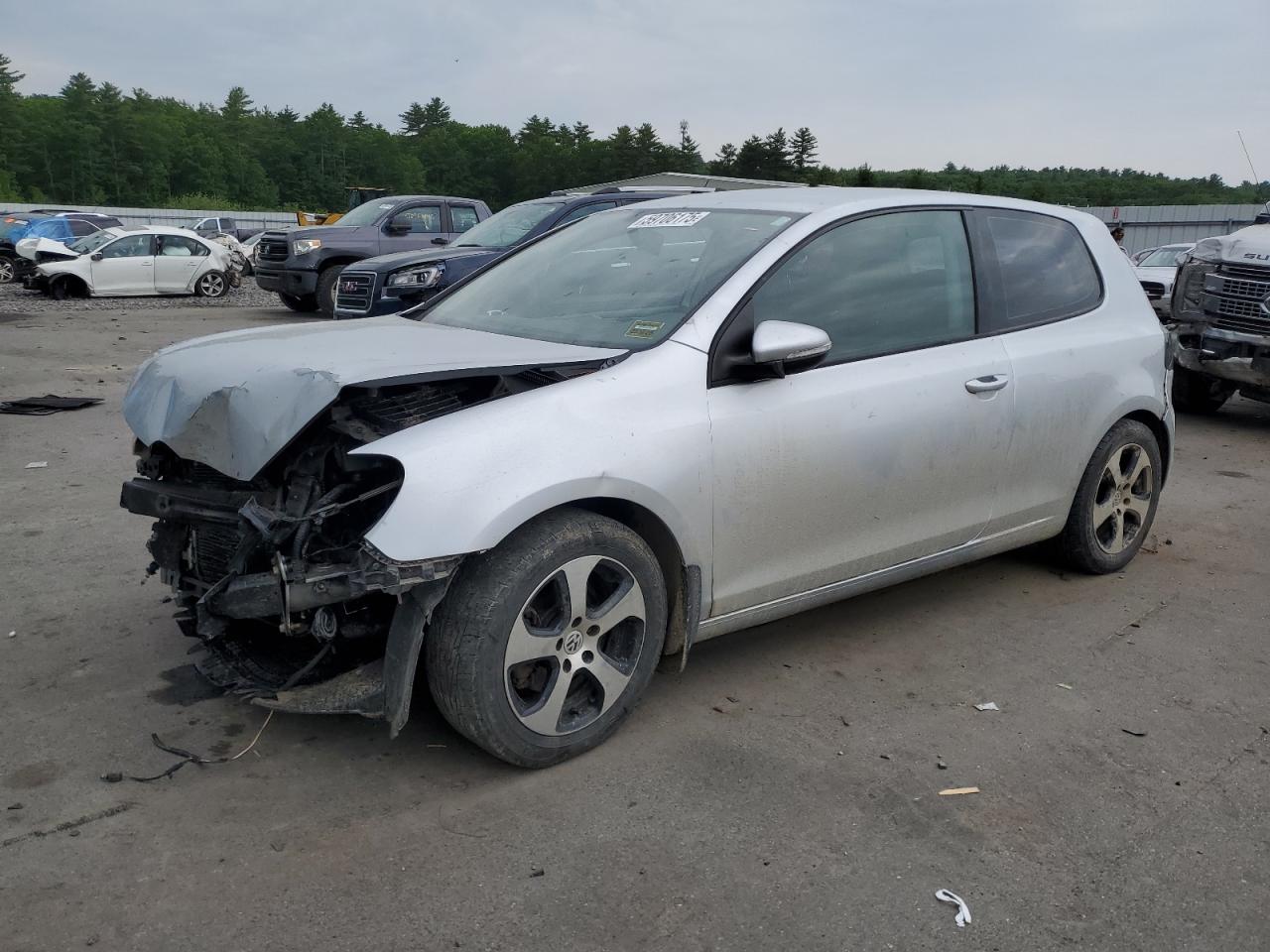 VOLKSWAGEN GOLF 2012