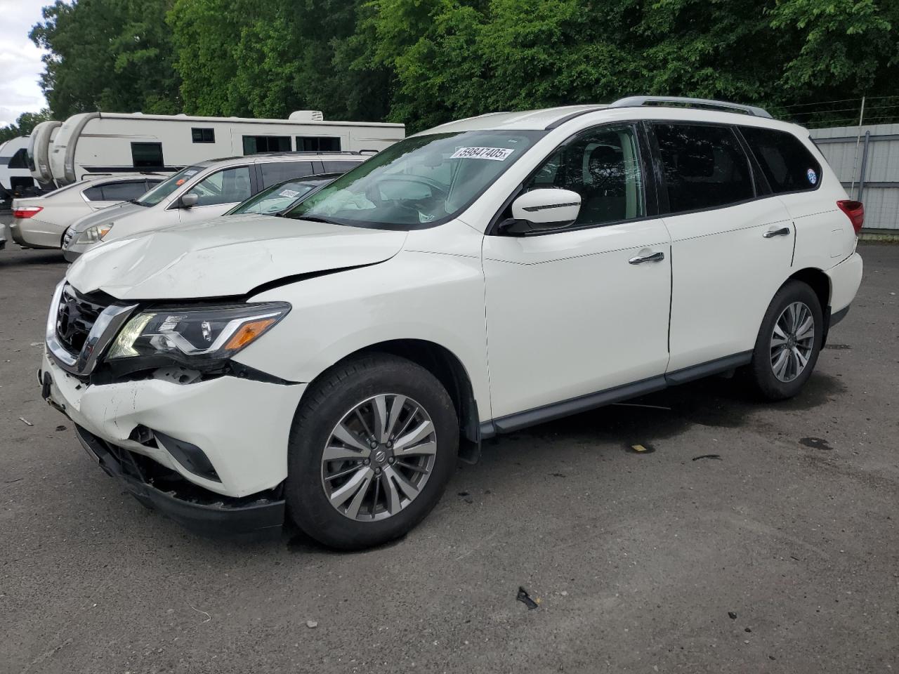 NISSAN PATHFINDER 2019