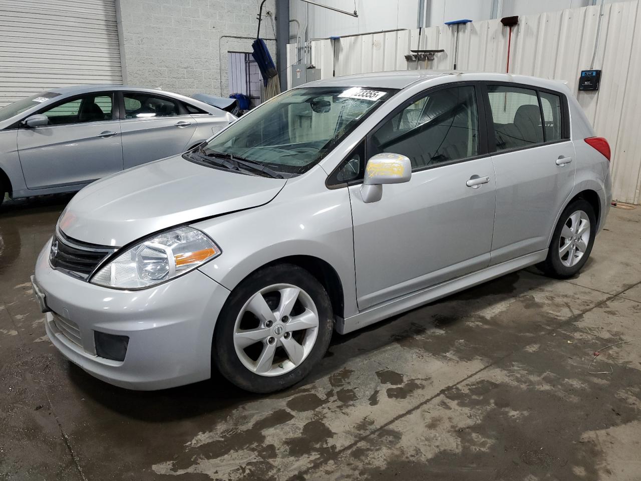NISSAN VERSA S 2012