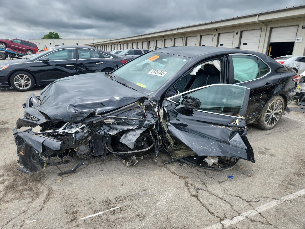 TOYOTA CAMRY L 2019