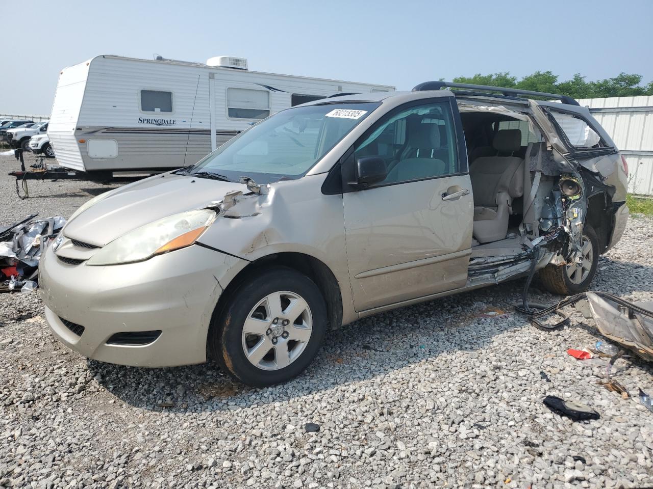 TOYOTA SIENNA CE 2006