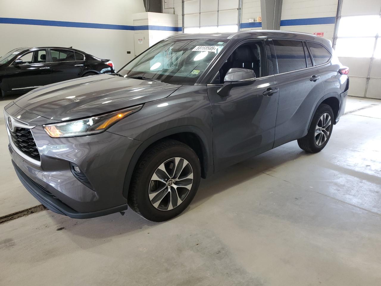 TOYOTA HIGHLANDER 2021