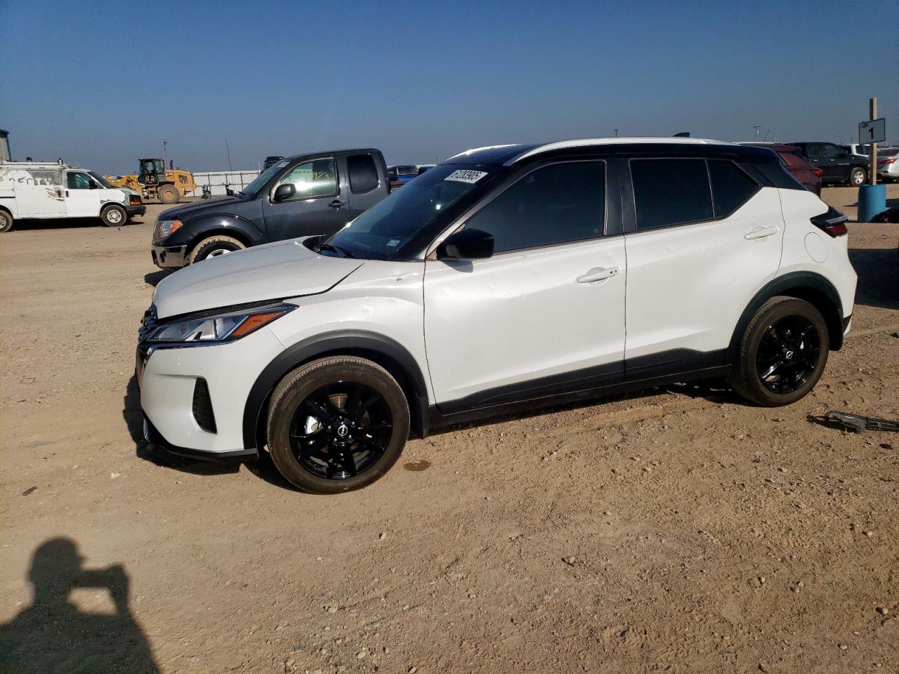 NISSAN KICKS SV 2024
