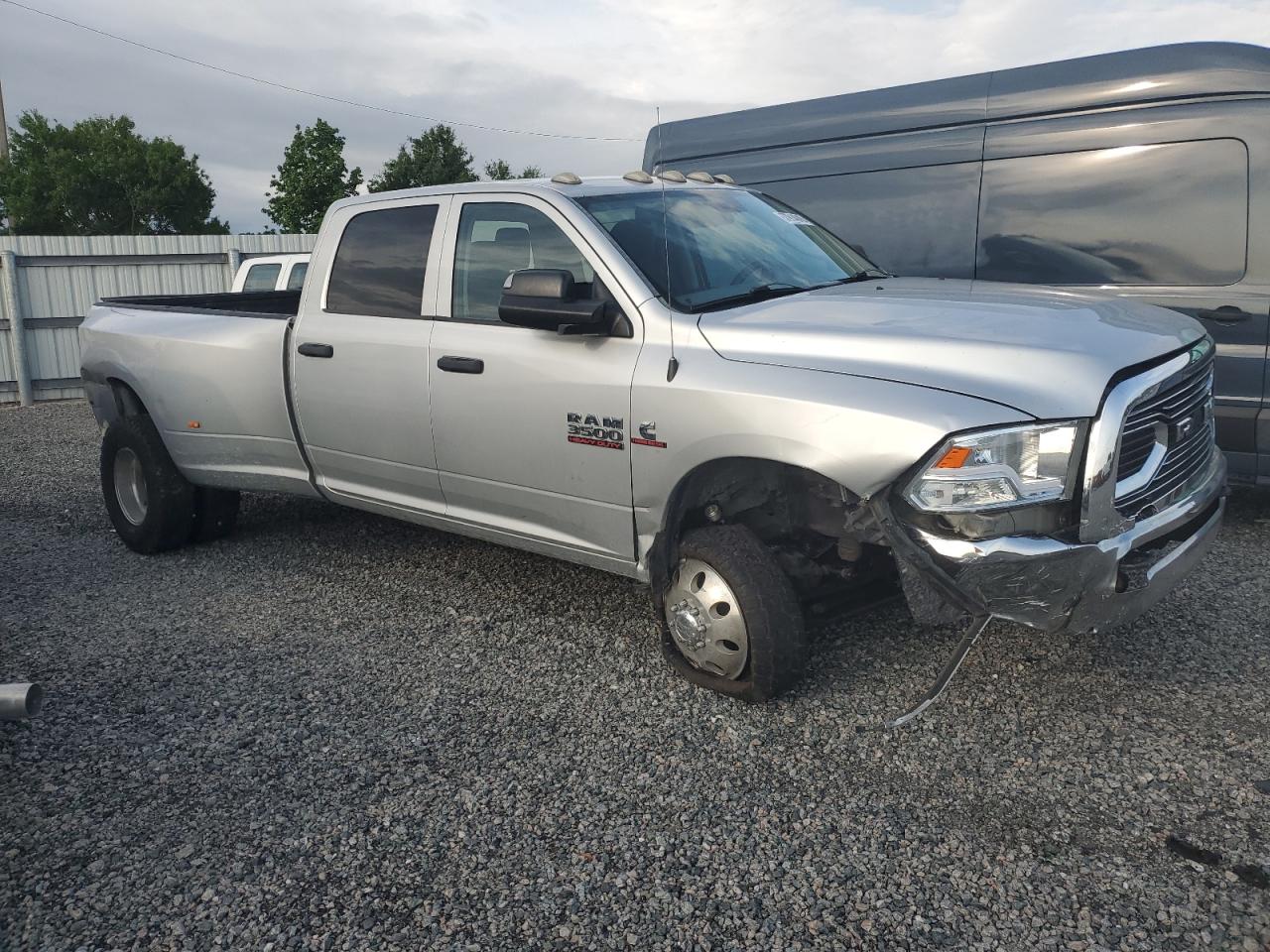 RAM 3500 ST 2015