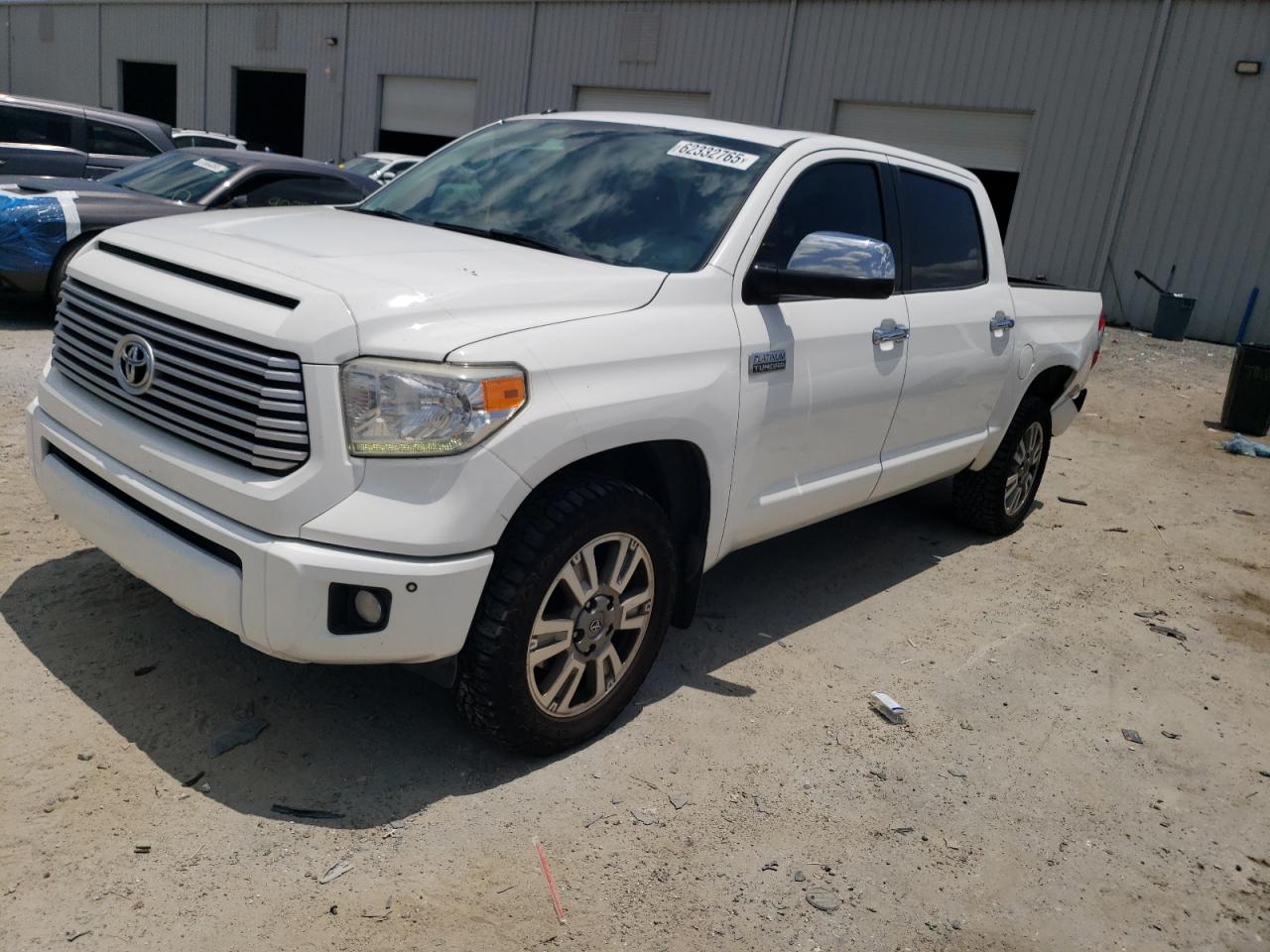 TOYOTA TUNDRA CRE 2017