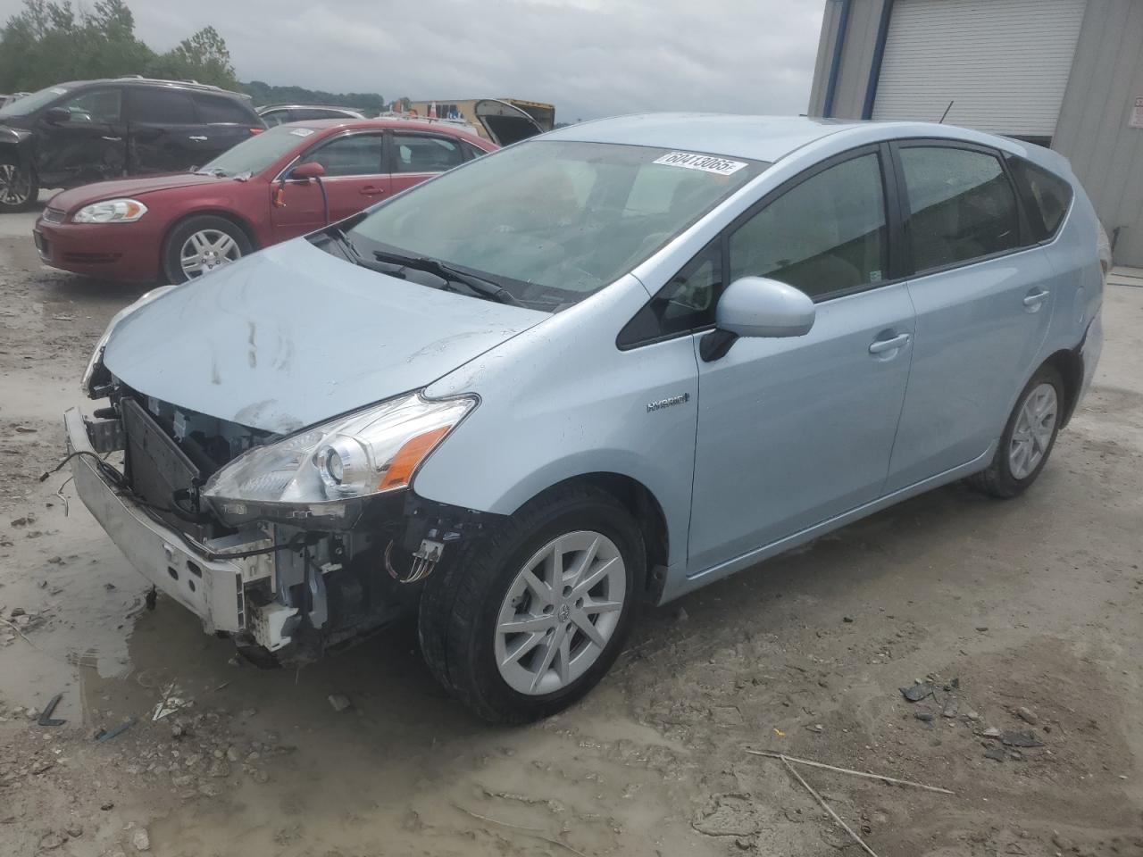 TOYOTA PRIUS V 2012