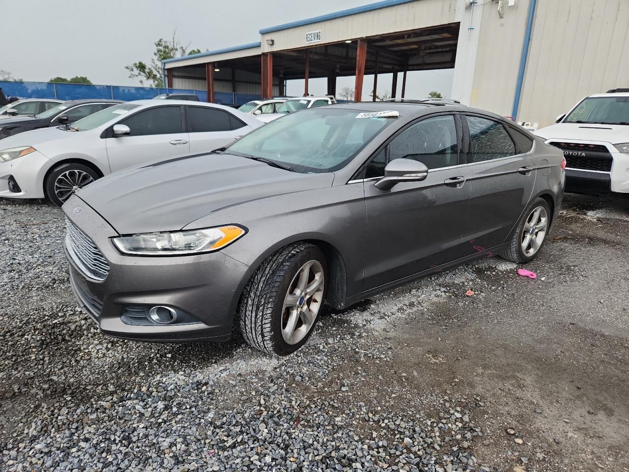 FORD FUSION SE 2013