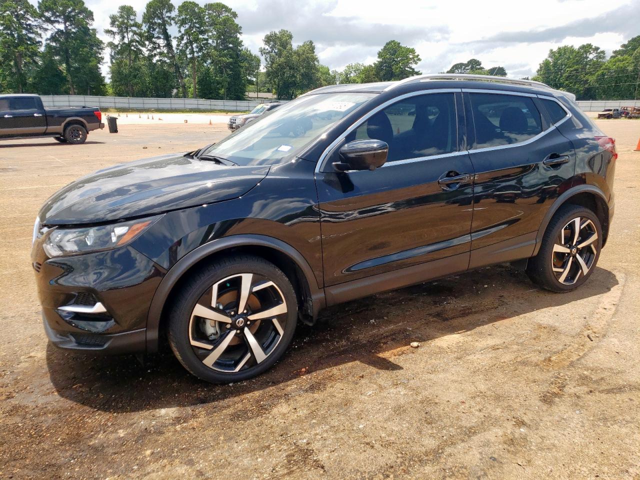 NISSAN ROGUE SPORT 2022