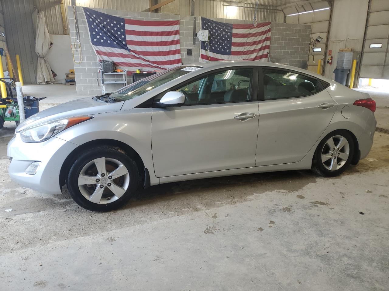 HYUNDAI ELANTRA GL 2013
