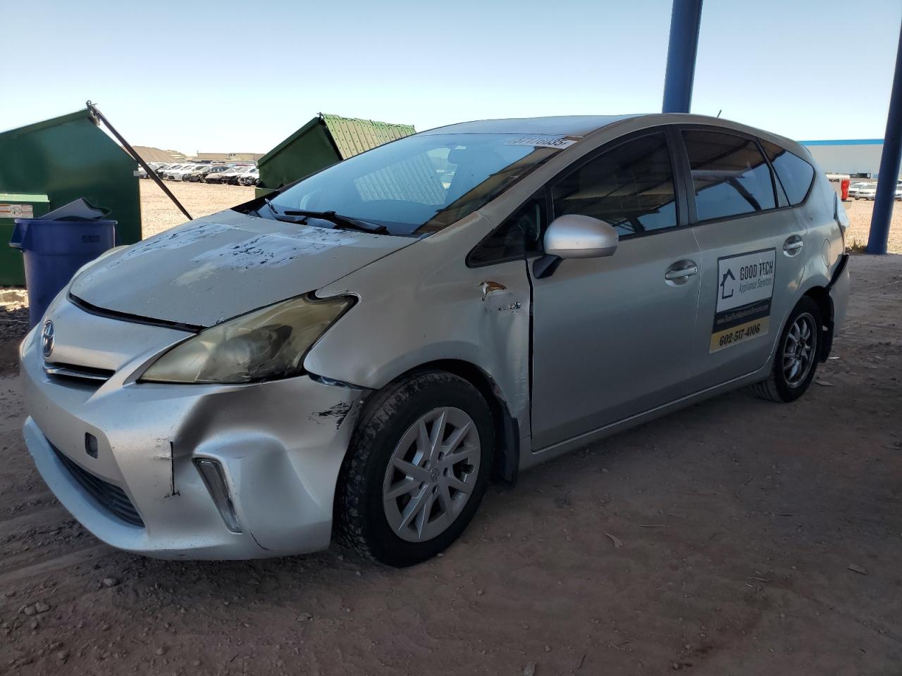 TOYOTA PRIUS V 2012