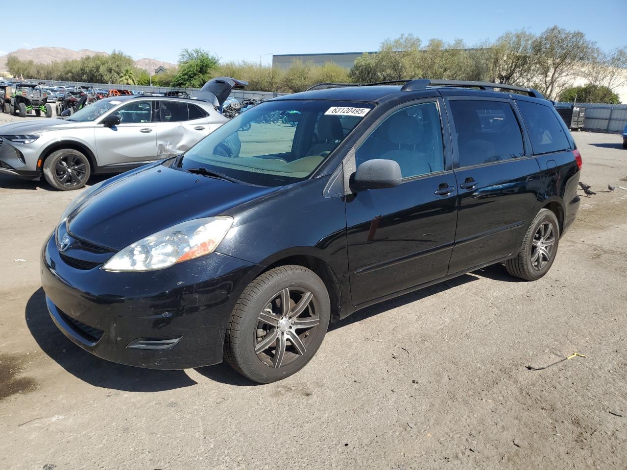TOYOTA SIENNA CE 2009