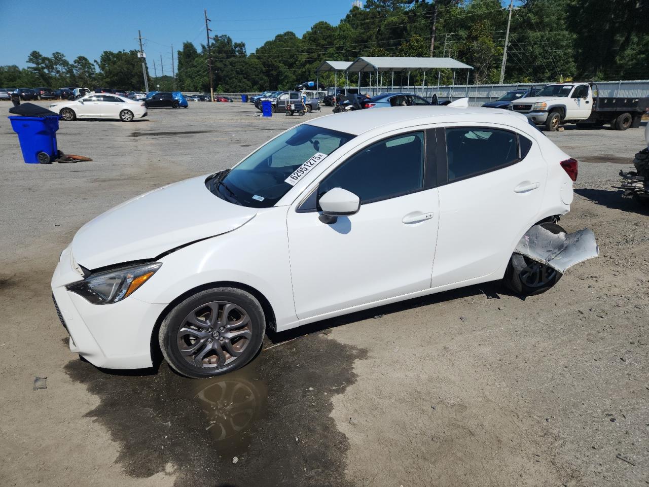 TOYOTA YARIS LE 2020