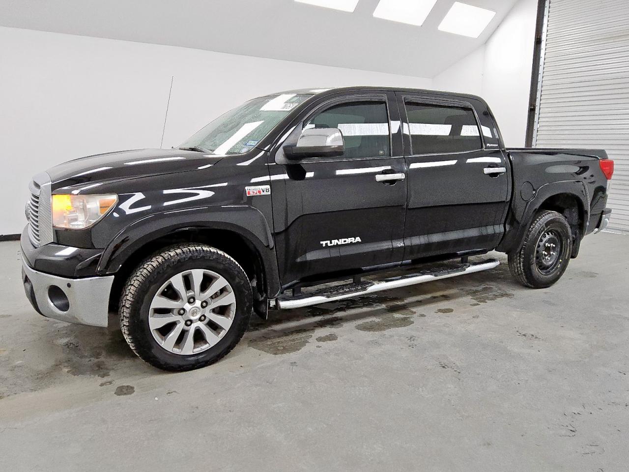 TOYOTA TUNDRA CRE 2013