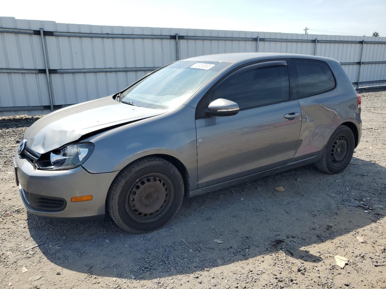 VOLKSWAGEN GOLF 2010