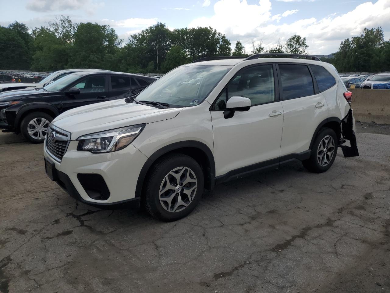 SUBARU FORESTER P 2019