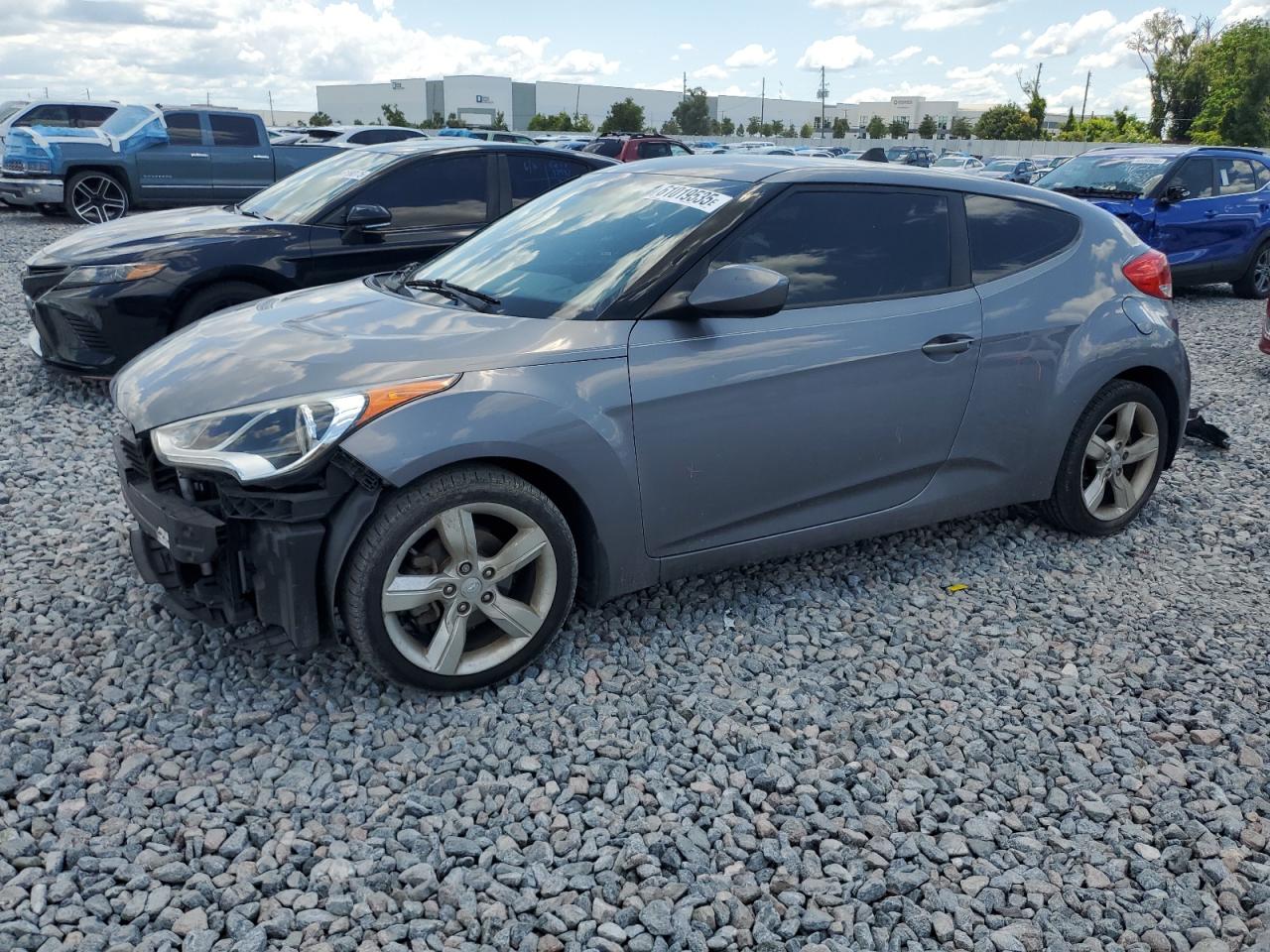 HYUNDAI VELOSTER 2015
