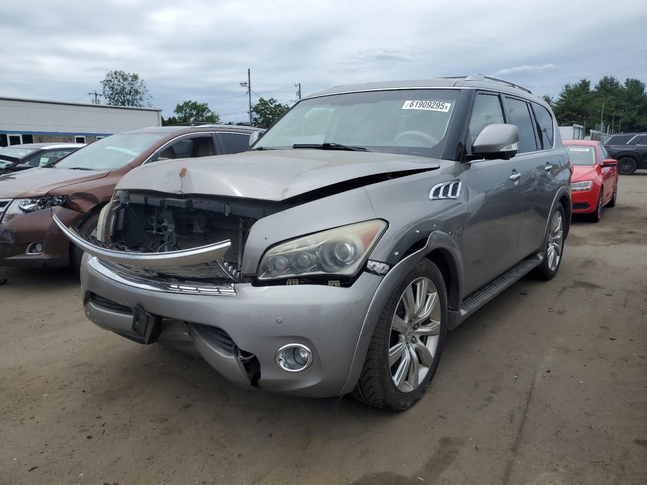 INFINITI QX56 2011